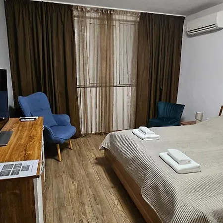 Alex Family דירה